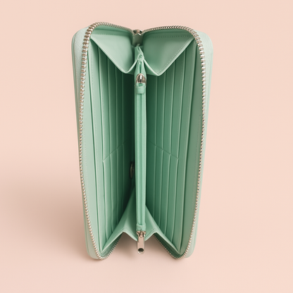 Cartera de Mano para Dama Color Menta con Cierre Metálico